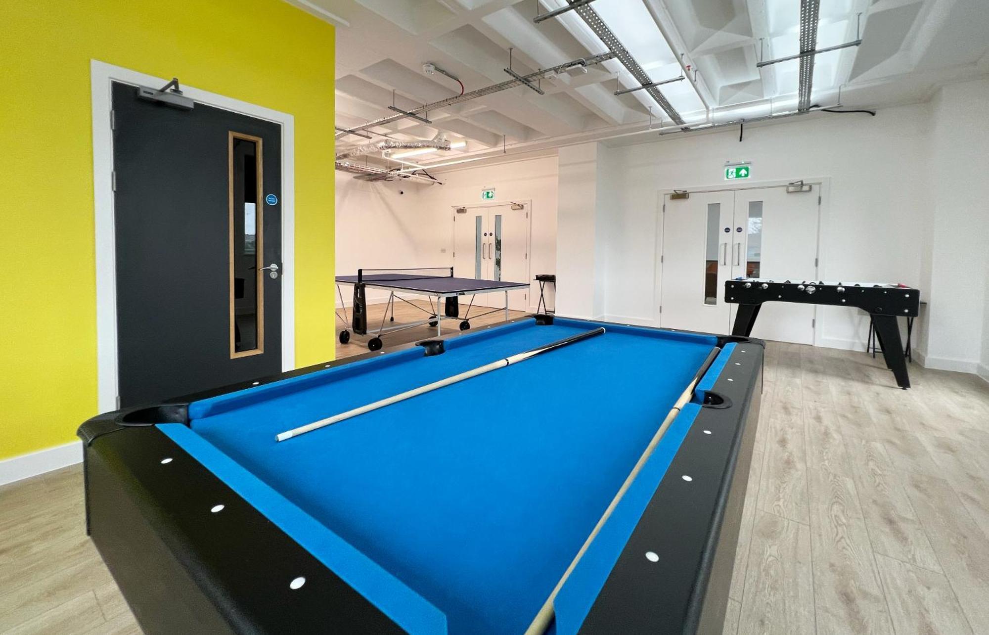 The Kaizen Apartment West Bromwich Bagian luar foto